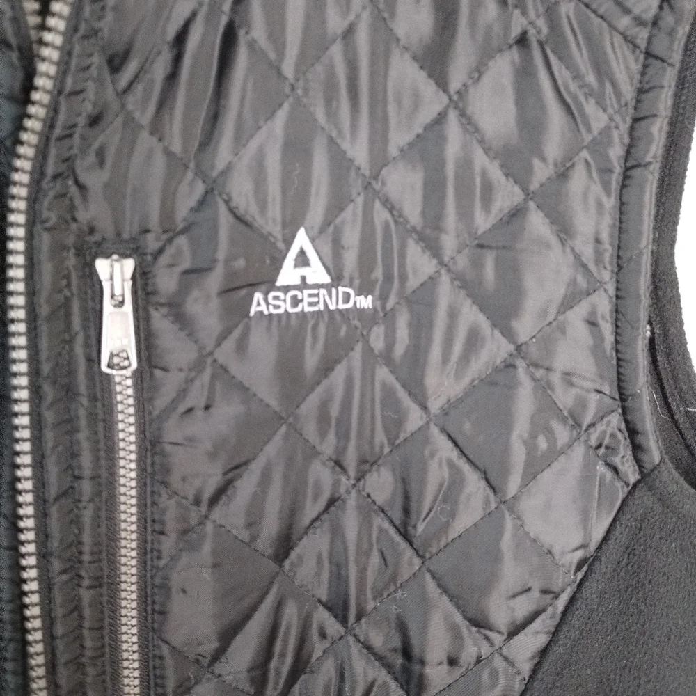 Ascend Fleece‎ Vest Men’s S Black Full Zip Zippered Pockets